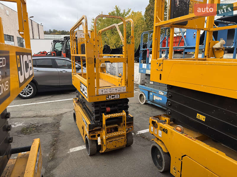 Ножничный подъемник JCB S19 30E 2019 в Киеве фото 3 Ножничный подъемник JCB S19 30E 2019 в Киеве