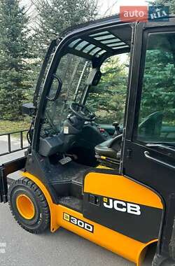 Телескопический погрузчик JCB TLT 2019 в 