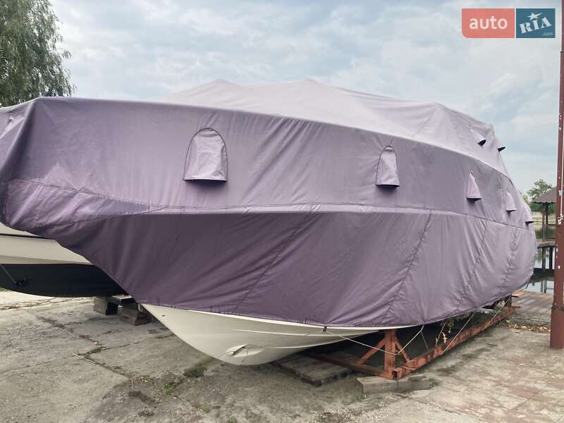 Моторная яхта Jeanneau Leader 2015 в Днепре фото 11 Моторная яхта Jeanneau Leader 2015 в Днепре