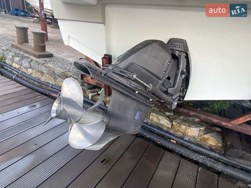 Моторная яхта Jeanneau Leader 2015 в Днепре фото 24 Моторная яхта Jeanneau Leader 2015 в Днепре