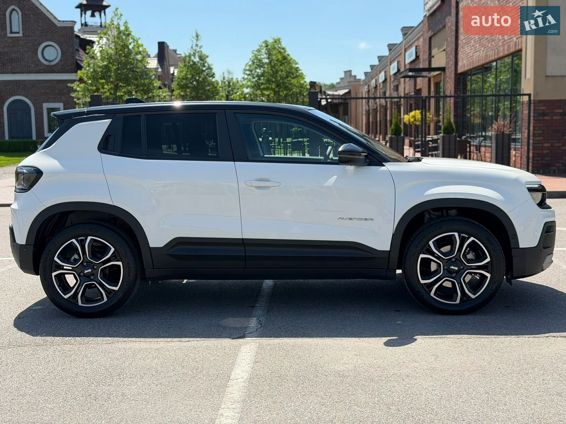 Jeep Avenger 2024 VIN ZAC5JACT4RJL00131 фото оголошення 7 з 62