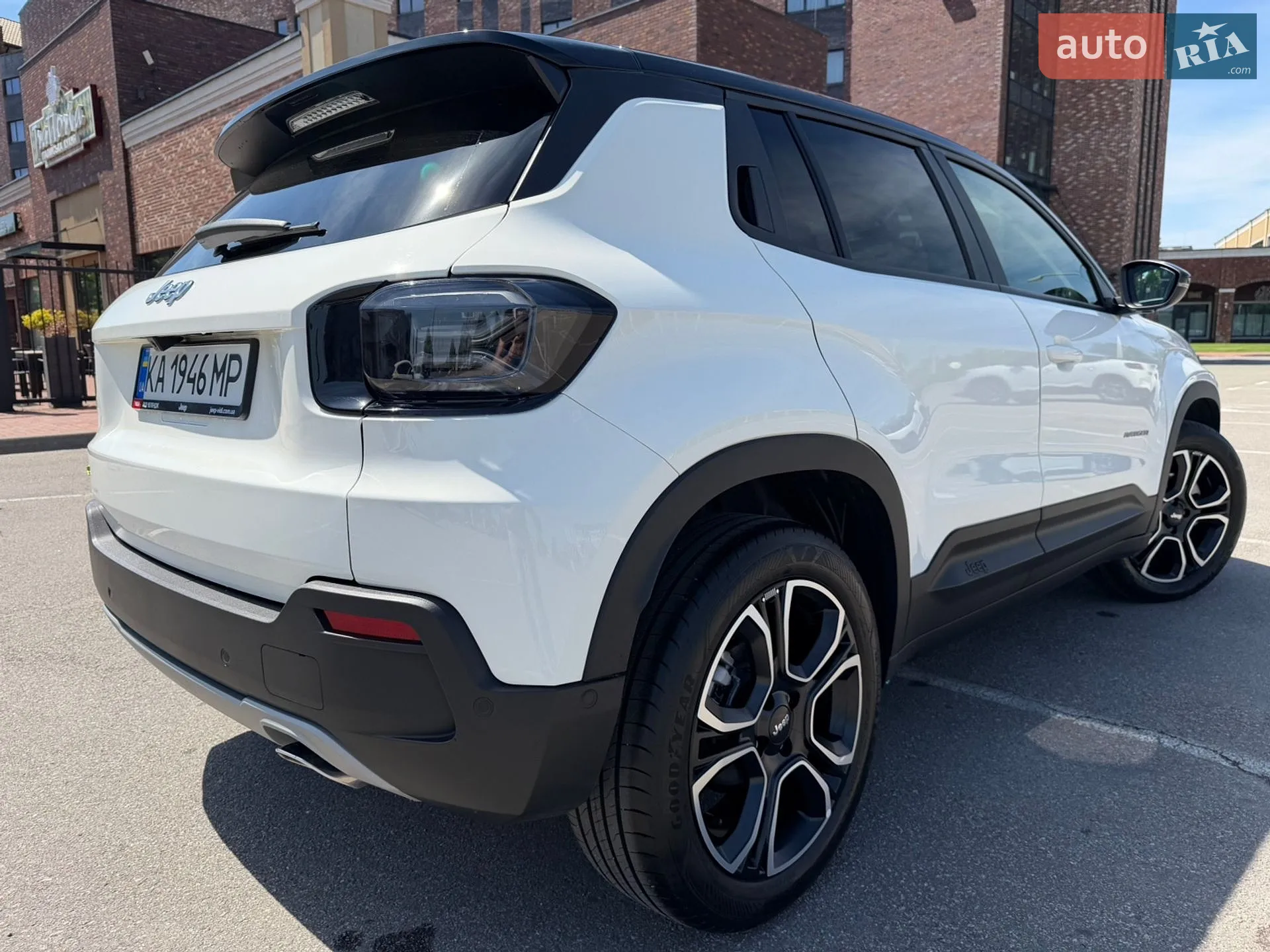Jeep Avenger 2024 VIN ZAC5JACT4RJL00131 фото оголошення 11 з 62