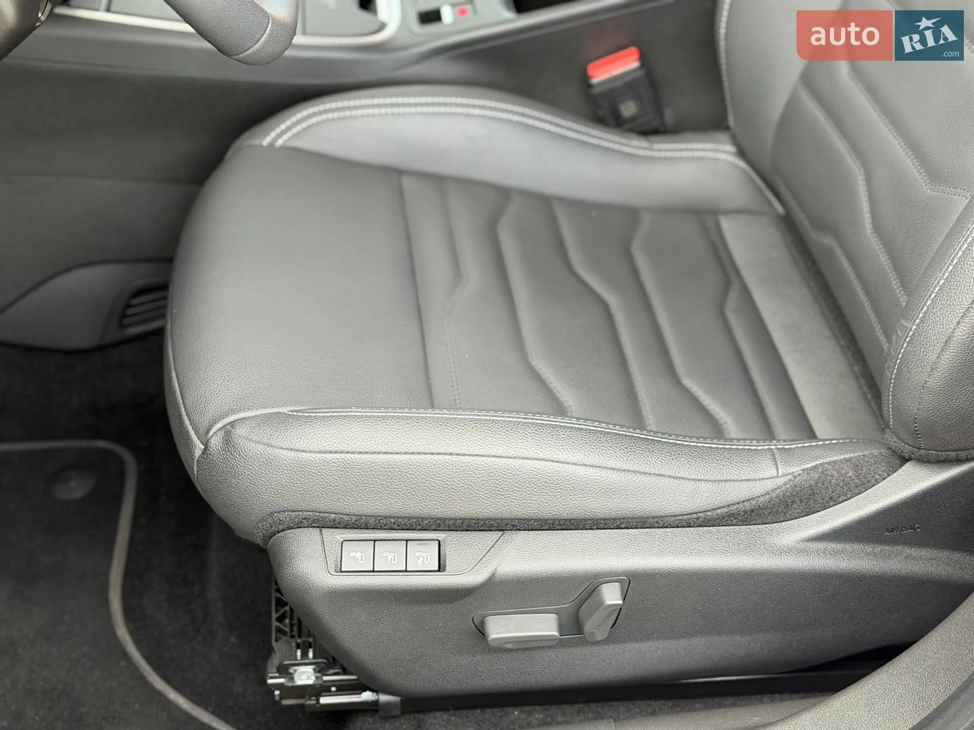 Jeep Avenger 2024 VIN ZAC5JACT4RJL00131 фото оголошення 29 з 62