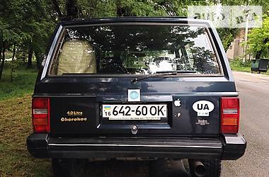 Внедорожник / Кроссовер Jeep Cherokee 1990 в Одессе