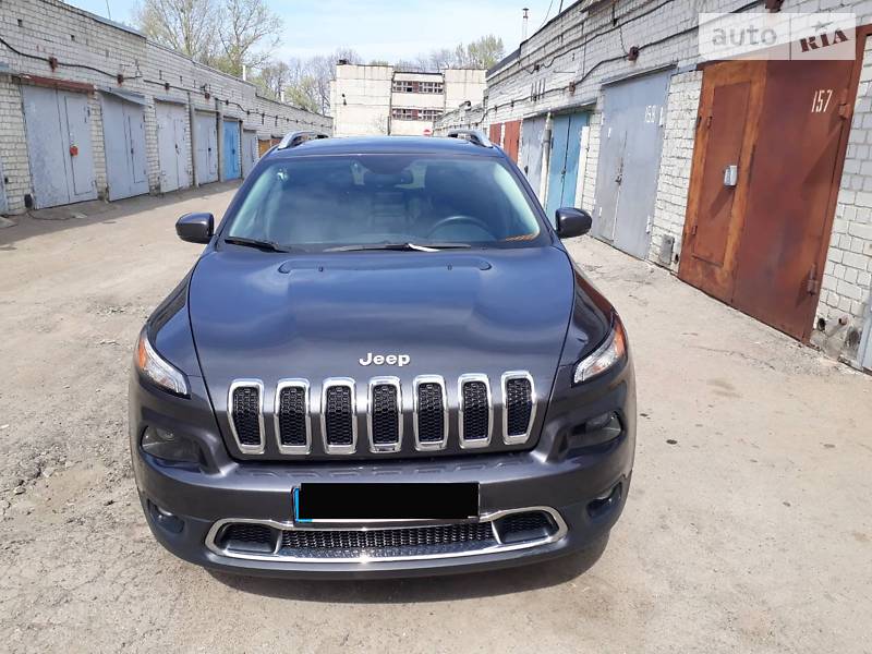 Jeep Cherokee 2015 года