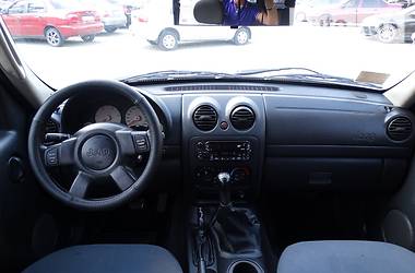 Внедорожник / Кроссовер Jeep Cherokee 2003 в Днепре