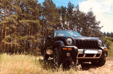 Позашляховик / Кросовер Jeep Cherokee 2003 в Києві