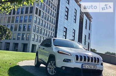 Внедорожник / Кроссовер Jeep Cherokee 2016 в Днепре