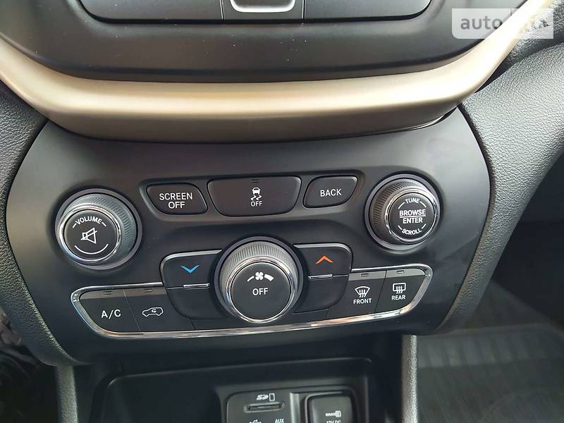 Позашляховик / Кросовер Jeep Cherokee 2017 в Миколаєві