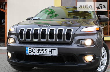 Внедорожник / Кроссовер Jeep Cherokee 2015 в Трускавце