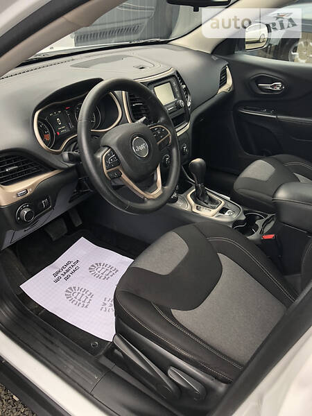 Позашляховик / Кросовер Jeep Cherokee 2014 в Луцьку