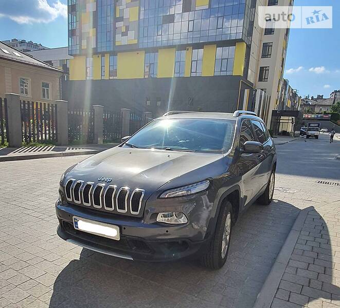 Позашляховик / Кросовер Jeep Cherokee 2014 в Львові