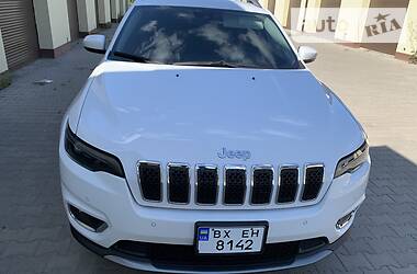 Позашляховик / Кросовер Jeep Cherokee 2019 в 