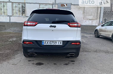 Внедорожник / Кроссовер Jeep Cherokee 2017 в Пустомытах