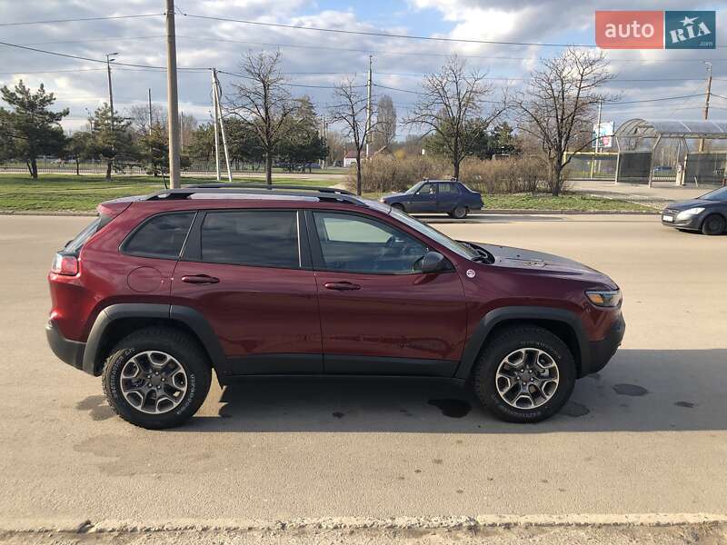 Внедорожник / Кроссовер Jeep Cherokee 2020 в Днепре