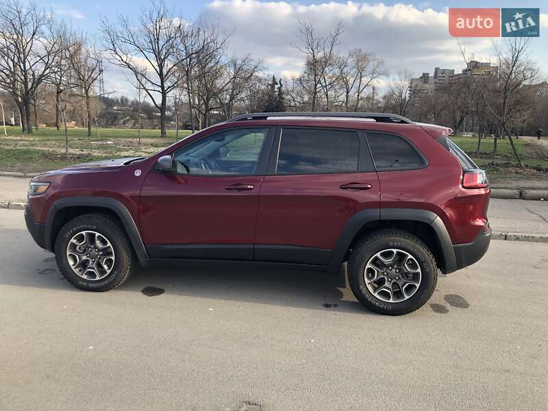 Внедорожник / Кроссовер Jeep Cherokee 2020 в Днепре
