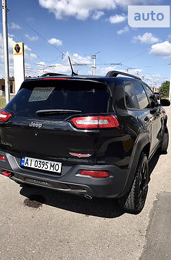 Внедорожник / Кроссовер Jeep Cherokee 2015 в Белой Церкви