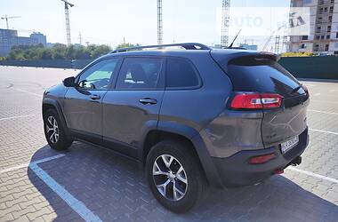 Позашляховик / Кросовер Jeep Cherokee 2014 в Києві