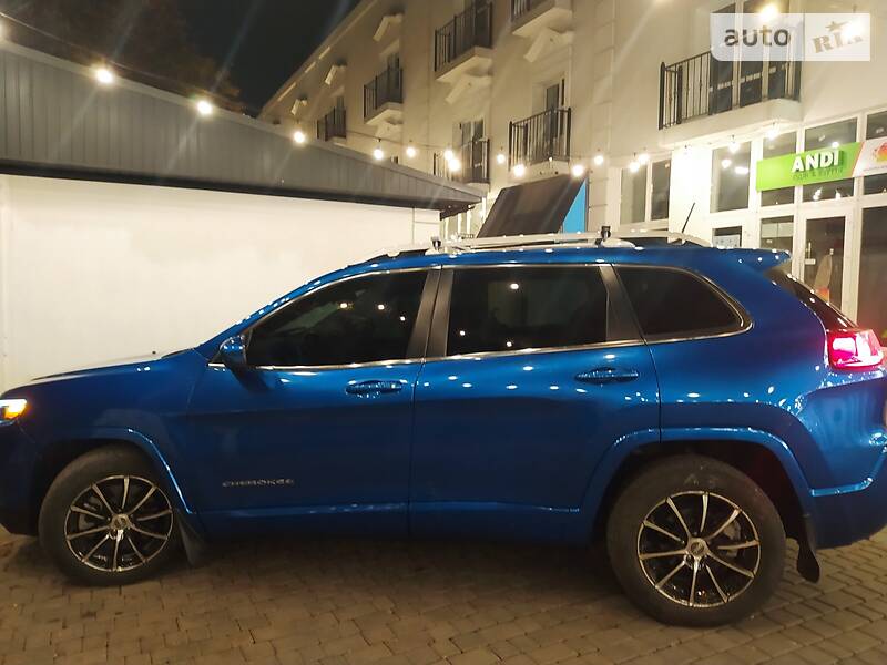 Позашляховик / Кросовер Jeep Cherokee 2019 в Івано-Франківську фото 38 Позашляховик / Кросовер Jeep Cherokee 2019 в Івано-Франківську