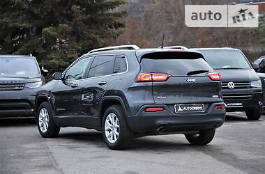 Внедорожник / Кроссовер Jeep Cherokee 2015 в Харькове