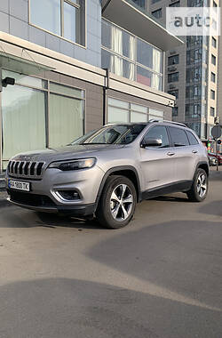 Внедорожник / Кроссовер Jeep Cherokee 2020 в Киеве