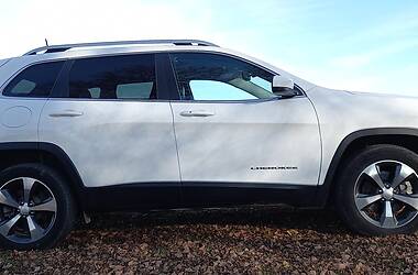 Внедорожник / Кроссовер Jeep Cherokee 2019 в Бучаче