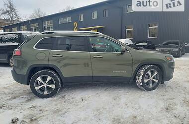 Позашляховик / Кросовер Jeep Cherokee 2018 в Коростишеві