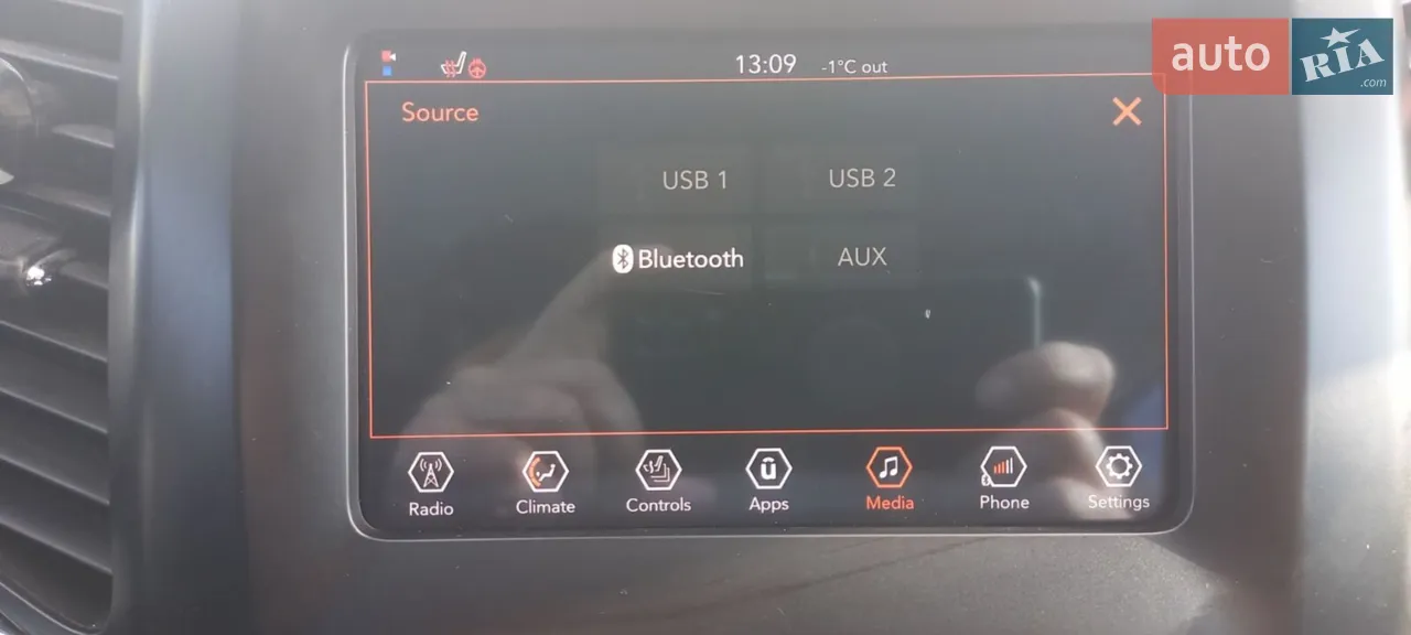 2019 Jeep Cherokee - мініатюра 37
