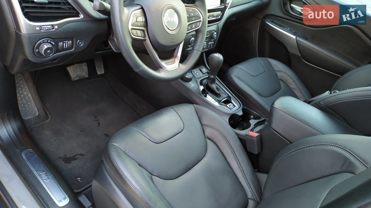 2021 Jeep Cherokee - мініатюра 33
