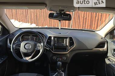 Внедорожник / Кроссовер Jeep Cherokee 2014 в Тернополе