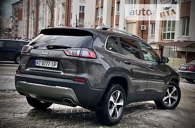 Внедорожник / Кроссовер Jeep Cherokee 2018 в Ивано-Франковске