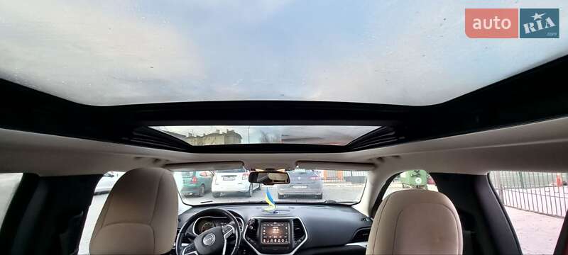 Внедорожник / Кроссовер Jeep Cherokee 2014 в Одессе фото 19 Внедорожник / Кроссовер Jeep Cherokee 2014 в Одессе