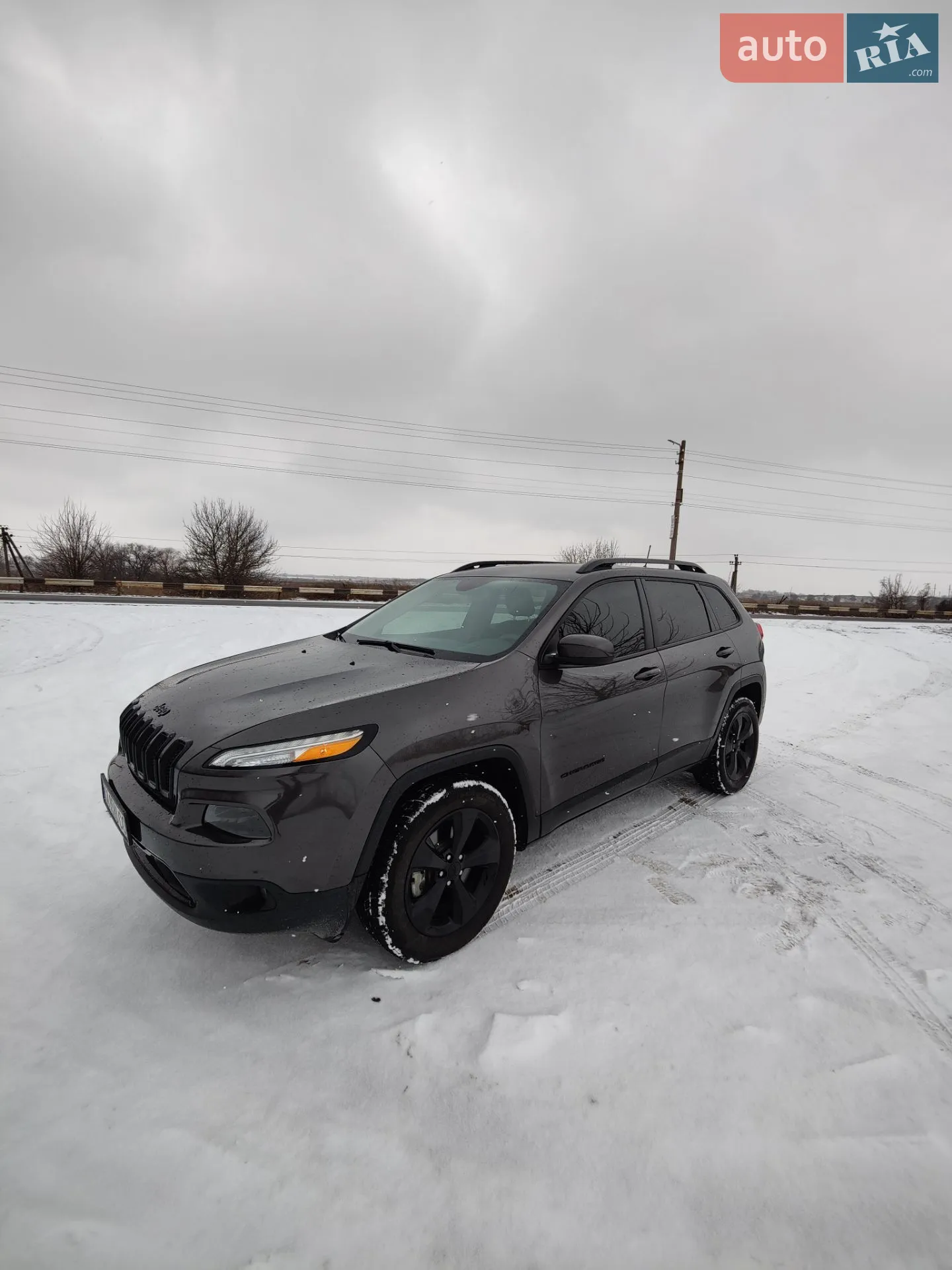 2017 Jeep Cherokee - мініатюра 9