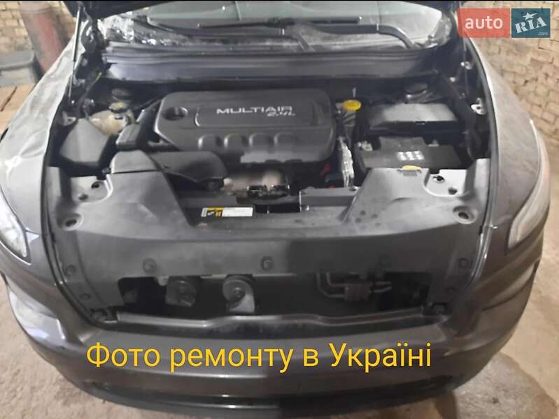 Внедорожник / Кроссовер Jeep Cherokee 2017 в Киеве