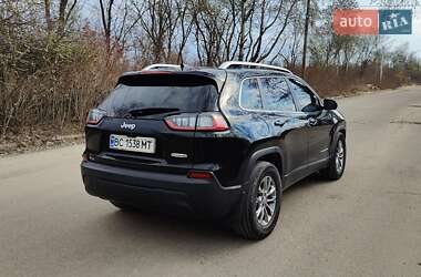 Позашляховик / Кросовер Jeep Cherokee 2019 в 