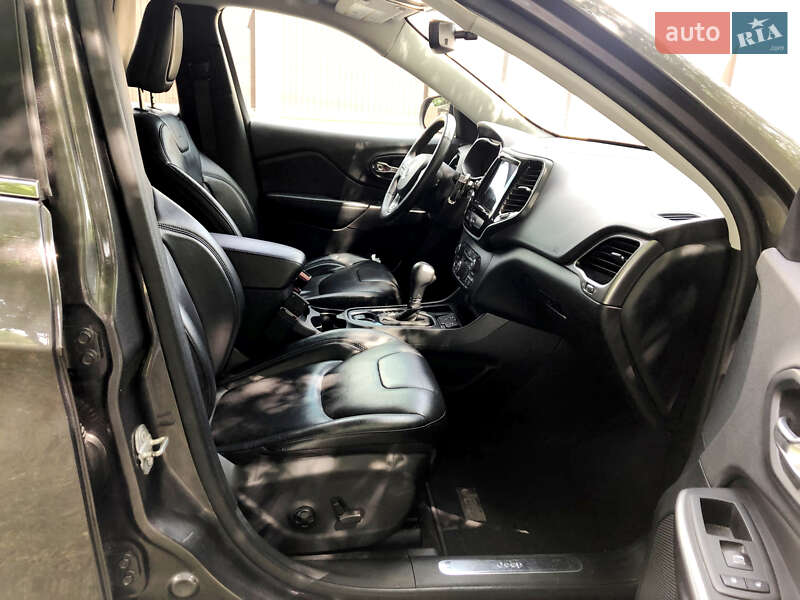 Позашляховик / Кросовер Jeep Cherokee 2018 в Києві