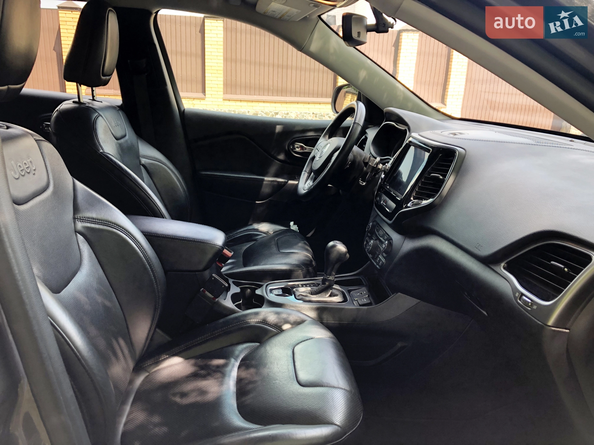 2018 Jeep Cherokee - мініатюра 4
