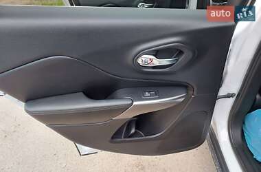 Позашляховик / Кросовер Jeep Cherokee 2018 в Харкові