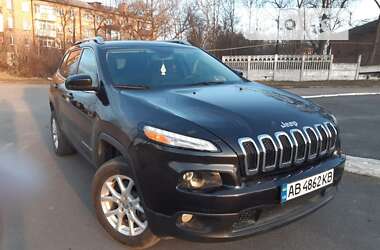 Внедорожник / Кроссовер Jeep Cherokee 2015 в Жмеринке