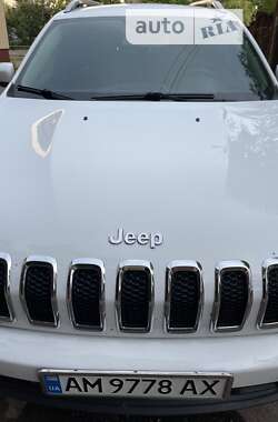 Внедорожник / Кроссовер Jeep Cherokee 2017 в Коростене
