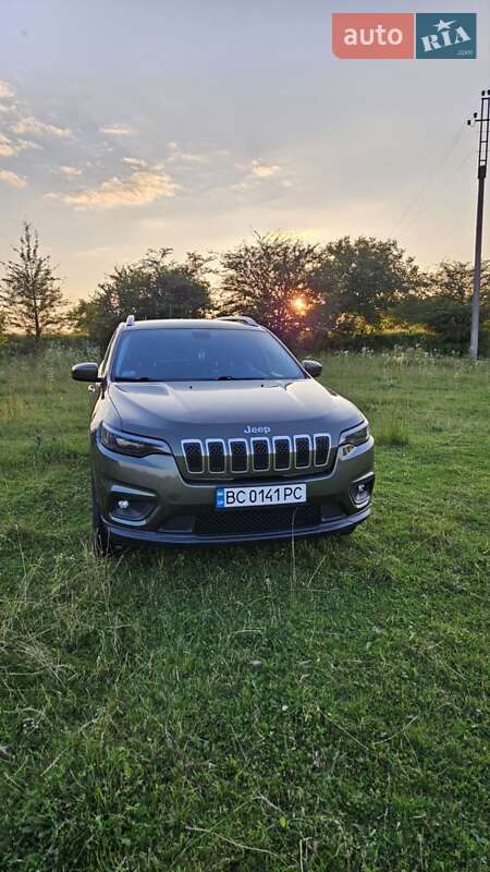 Внедорожник / Кроссовер Jeep Cherokee 2018 в Львове