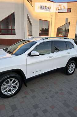 Позашляховик / Кросовер Jeep Cherokee 2017 в Ужгороді