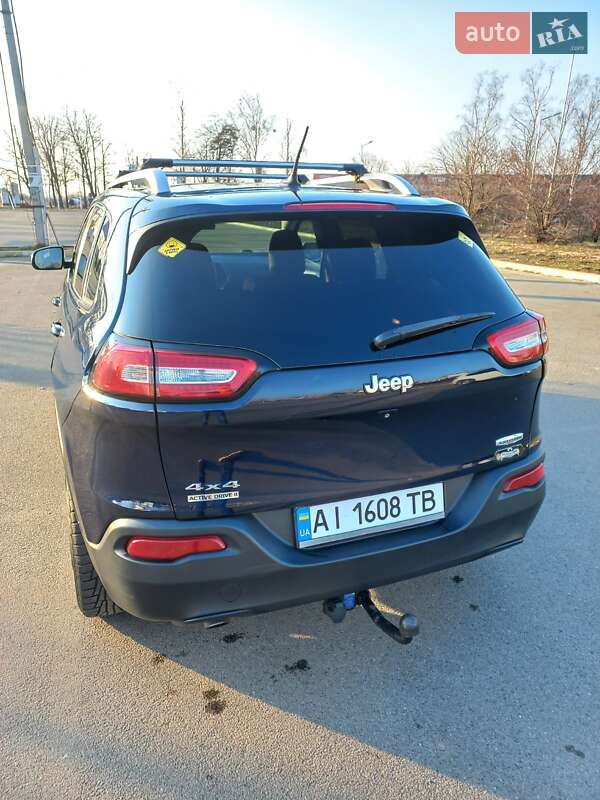 Внедорожник / Кроссовер Jeep Cherokee 2014 в Буче