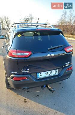 Внедорожник / Кроссовер Jeep Cherokee 2014 в Буче