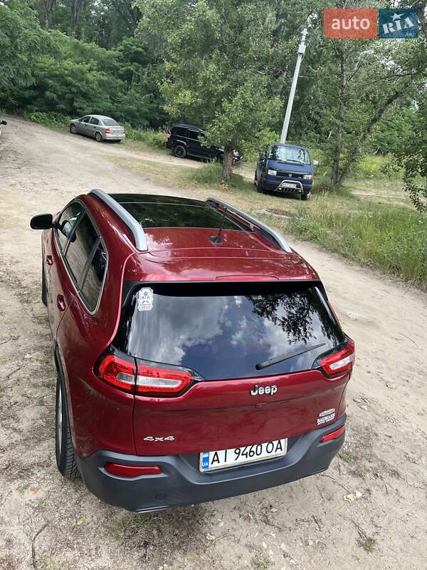 Позашляховик / Кросовер Jeep Cherokee 2016 в Києві