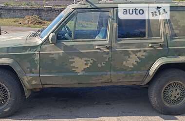 Позашляховик / Кросовер Jeep Cherokee 2001 в Покровську