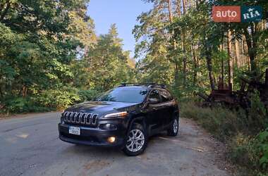 Внедорожник / Кроссовер Jeep Cherokee 2014 в Киеве