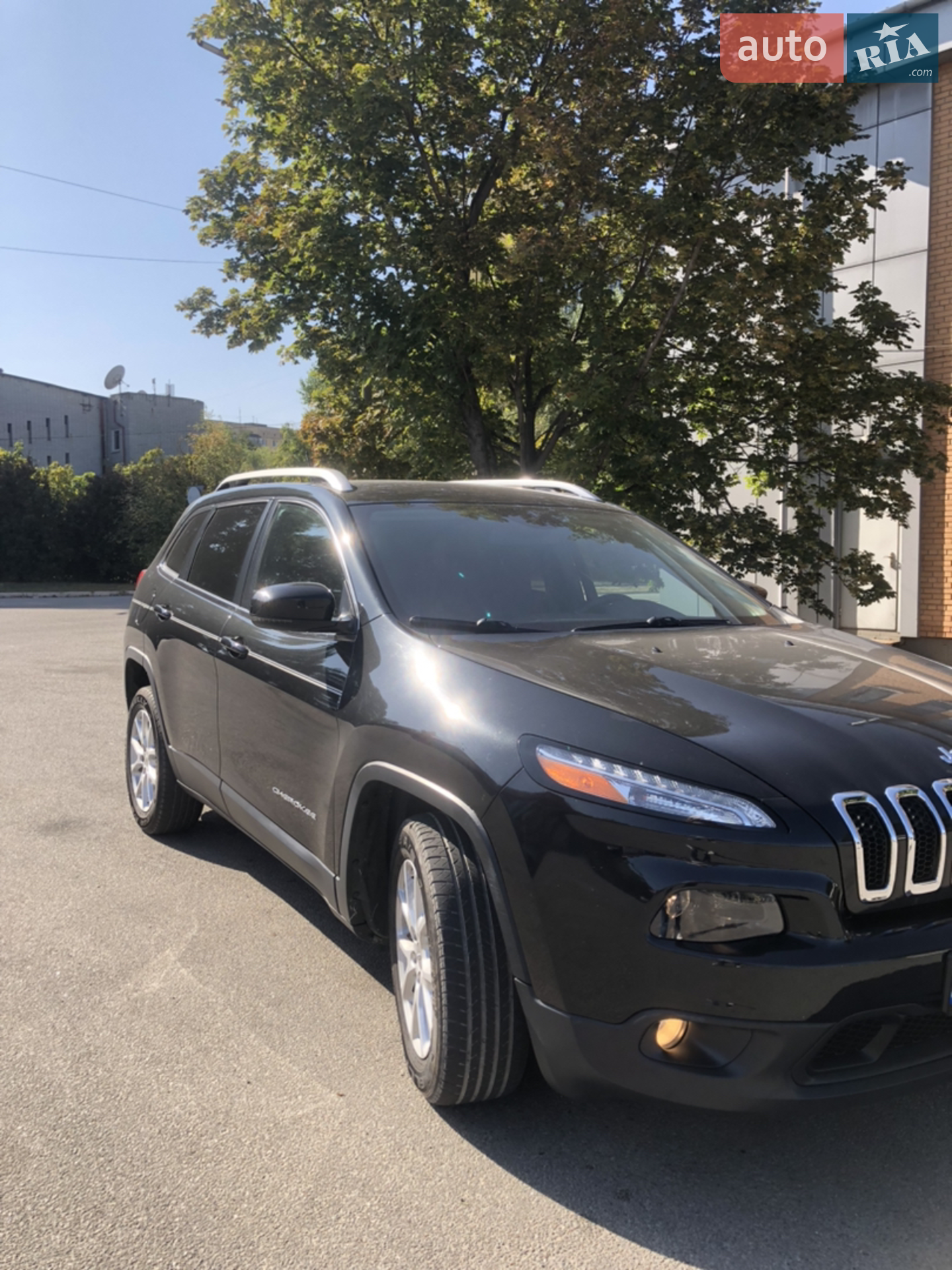 2016 Jeep Cherokee - мініатюра 2