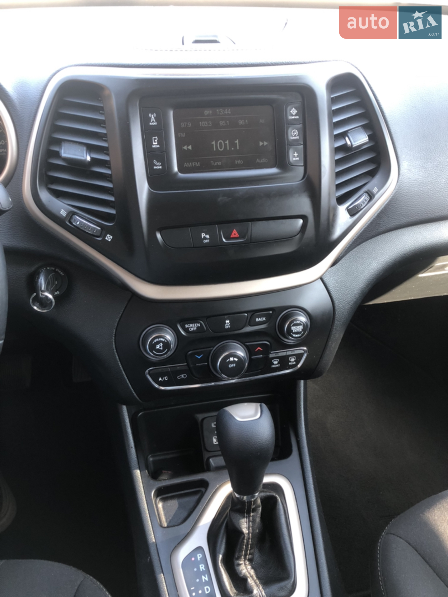 2016 Jeep Cherokee - мініатюра 3