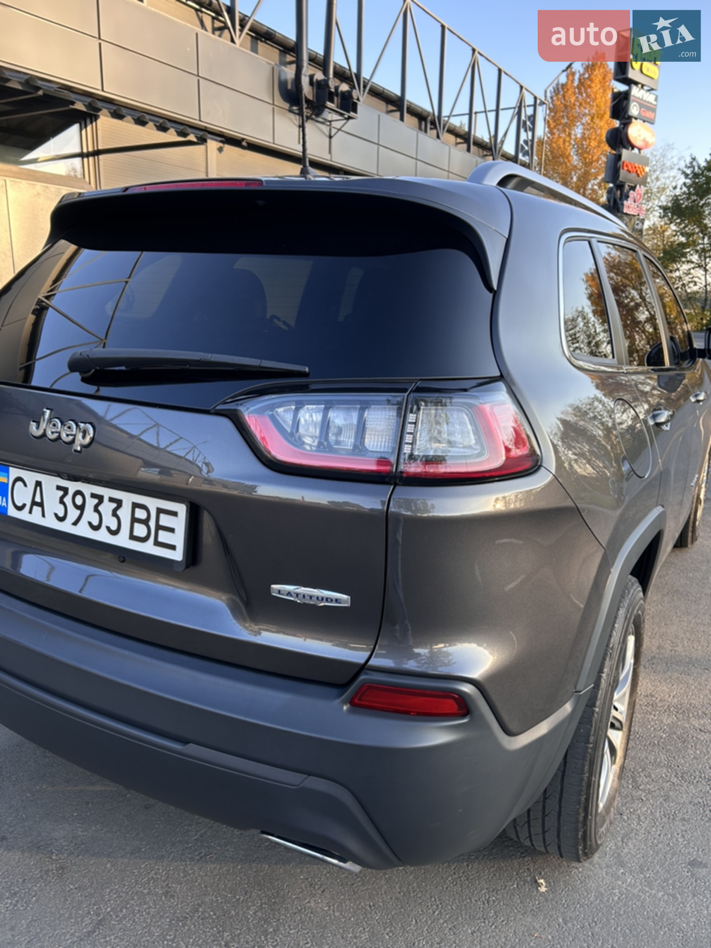 2018 Jeep Cherokee - мініатюра 9